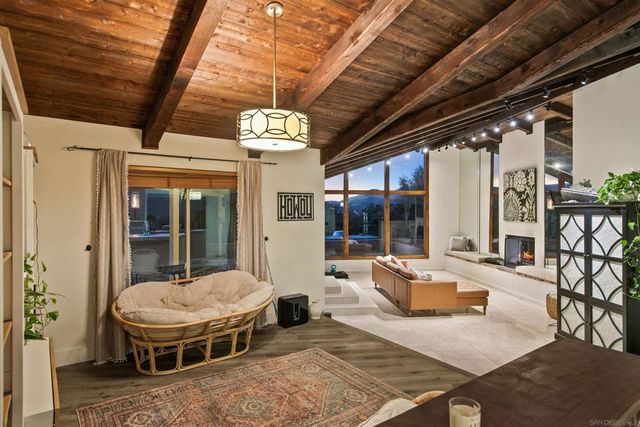 580 582 South Grade, Alpine, CA 91901