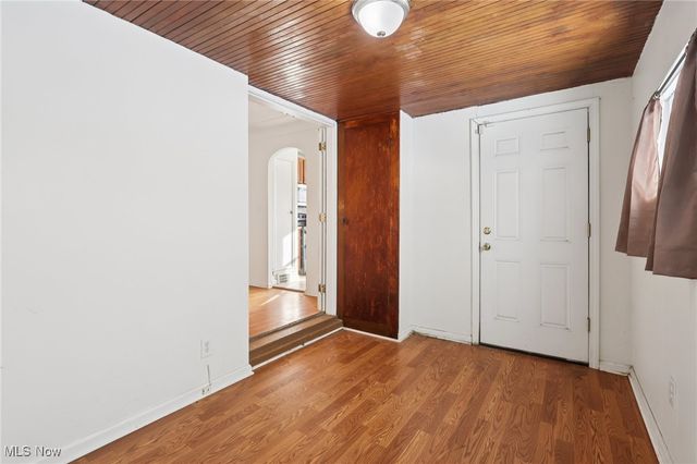 2058 Miramar Boulevard, South Euclid, OH 44121