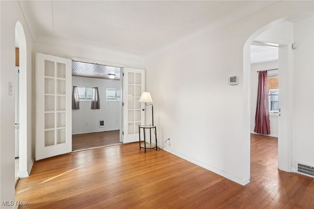 2058 Miramar Boulevard, South Euclid, OH 44121