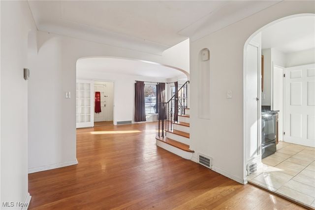 2058 Miramar Boulevard, South Euclid, OH 44121