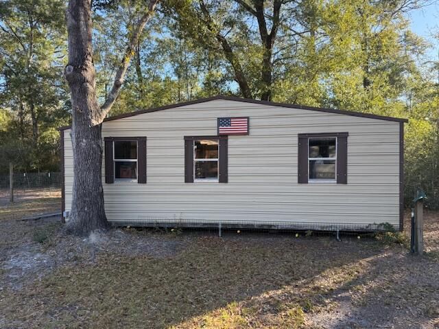 1259 Black Creek Boulevard, Freeport, FL 32439