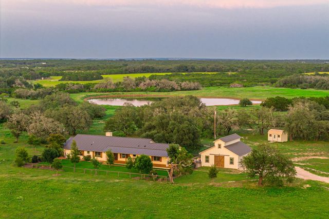 2055 CR 284, Liberty Hill, TX 78642