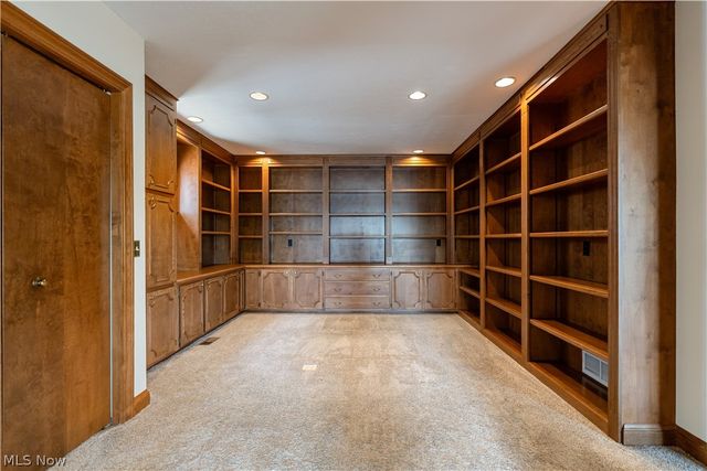 5453 East Boulevard NW, Canton, OH 44718