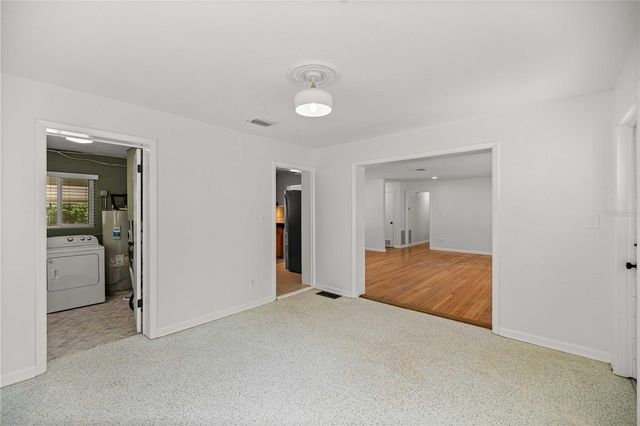 2620 NW 11TH AVENUE, Gainesville, FL 32605