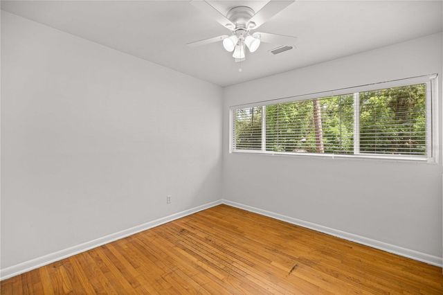 2620 NW 11TH AVENUE, Gainesville, FL 32605