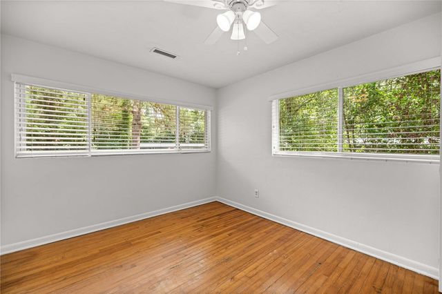 2620 NW 11TH AVENUE, Gainesville, FL 32605