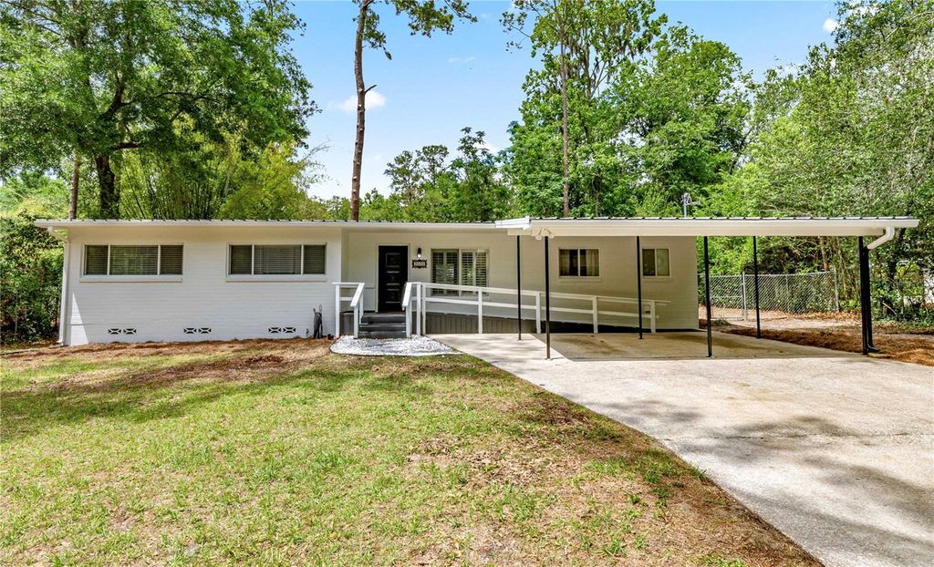 2620 NW 11TH AVENUE, Gainesville, FL 32605