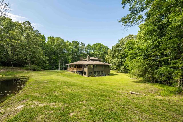 925 BELL MEADE DR, Eads, TN 38028