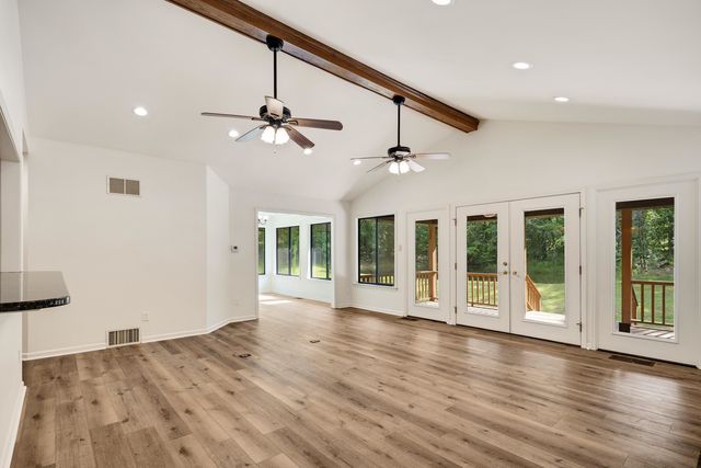 925 BELL MEADE DR, Eads, TN 38028