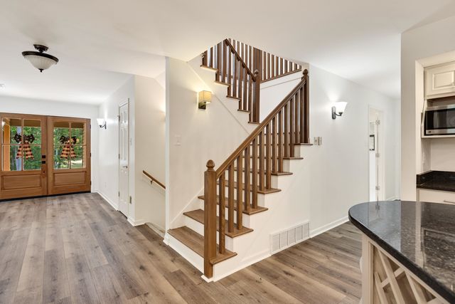 925 BELL MEADE DR, Eads, TN 38028