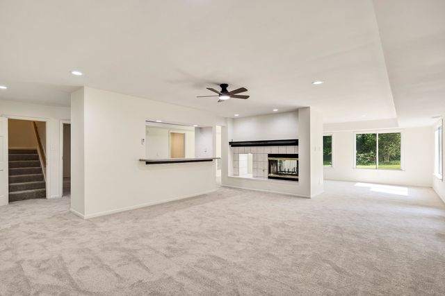 925 BELL MEADE DR, Eads, TN 38028