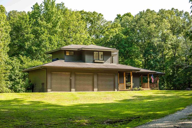 925 BELL MEADE DR, Eads, TN 38028