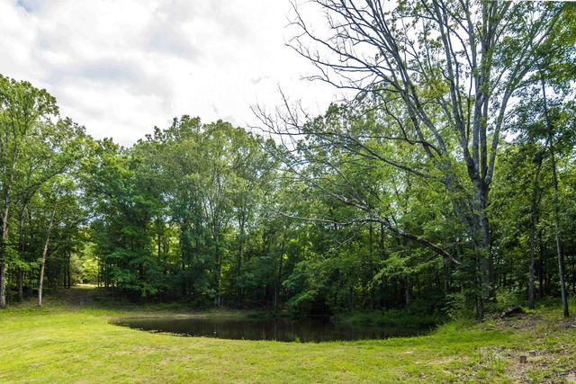 925 BELL MEADE DR, Eads, TN 38028