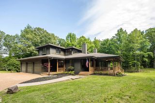 925 BELL MEADE DR, Eads, TN 38028