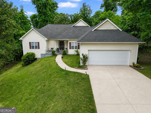 6689 Jojanne Lane, Lithonia, GA 30038