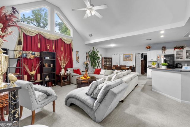6689 Jojanne Lane, Lithonia, GA 30038