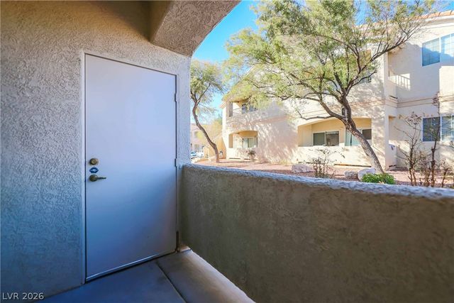 1881 ALEXANDER Road 108, North Las Vegas, NV 89032