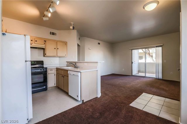 1881 ALEXANDER Road 108, North Las Vegas, NV 89032