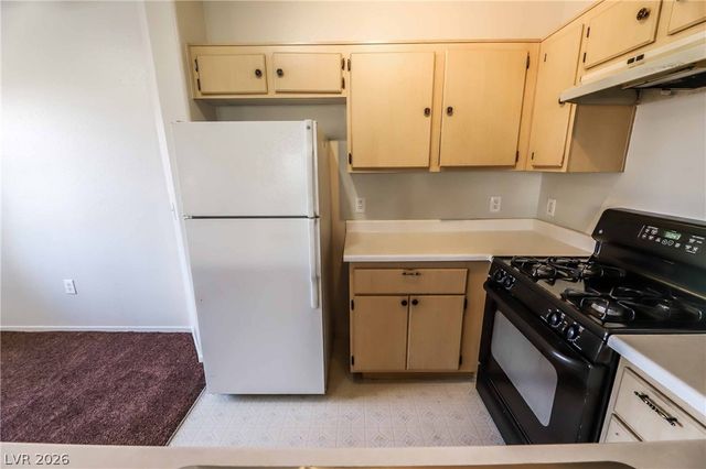 1881 ALEXANDER Road 108, North Las Vegas, NV 89032