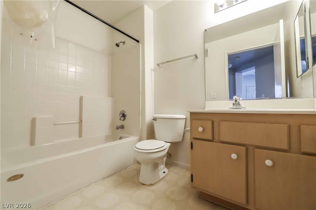 1881 ALEXANDER Road 108, North Las Vegas, NV 89032