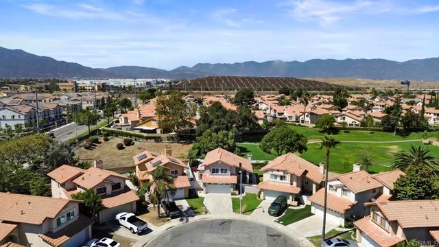6651 Carmel Court, Fontana, CA 92336
