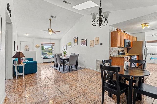 4 CARMONA WAY, Kissimmee, FL 34758