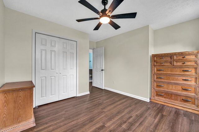 10 Sunny Cove DR, Moneta, VA 24121