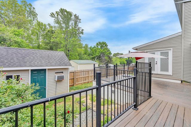 10 Sunny Cove DR, Moneta, VA 24121