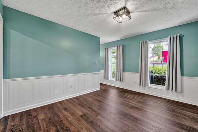 10 Sunny Cove DR, Moneta, VA 24121