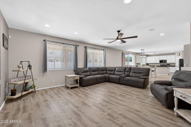 629 E ORCHID Lane, Gilbert, AZ 85296