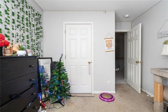 21173 W 126TH Terrace, Olathe, KS 66061