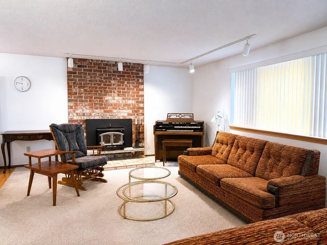 6206 N Viewmont Street, Tacoma, WA 98407