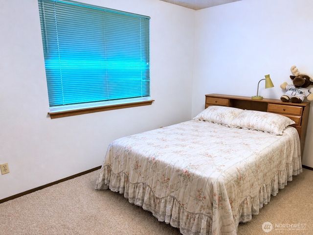 6206 N Viewmont Street, Tacoma, WA 98407