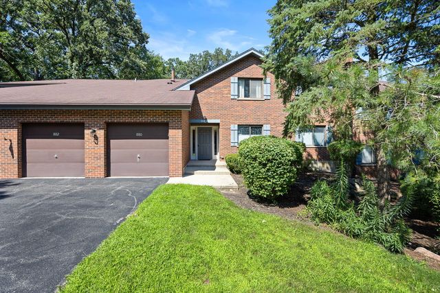 1884 Portsmouth Drive C, Lisle, IL 60532