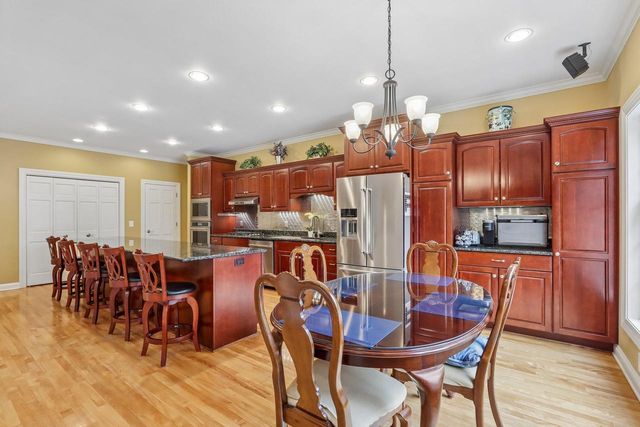 1299 Creekside LANE, Grafton, WI 53024