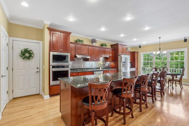 1299 Creekside LANE, Grafton, WI 53024