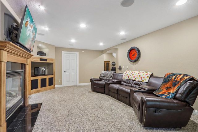 1299 Creekside LANE, Grafton, WI 53024