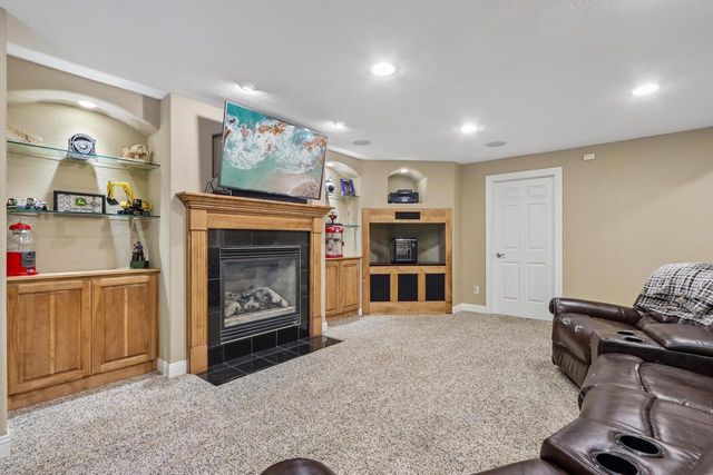 1299 Creekside LANE, Grafton, WI 53024