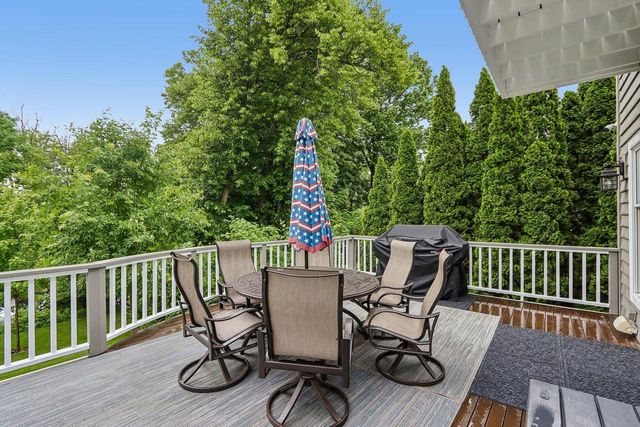 1299 Creekside LANE, Grafton, WI 53024