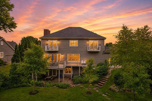 1299 Creekside LANE, Grafton, WI 53024
