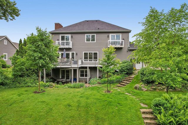 1299 Creekside LANE, Grafton, WI 53024