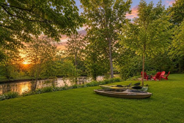 1299 Creekside LANE, Grafton, WI 53024