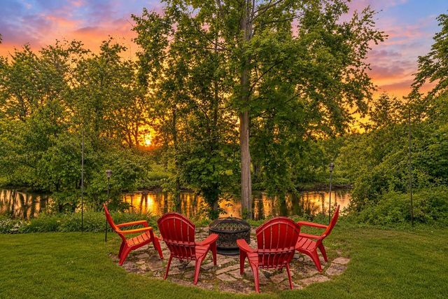 1299 Creekside LANE, Grafton, WI 53024
