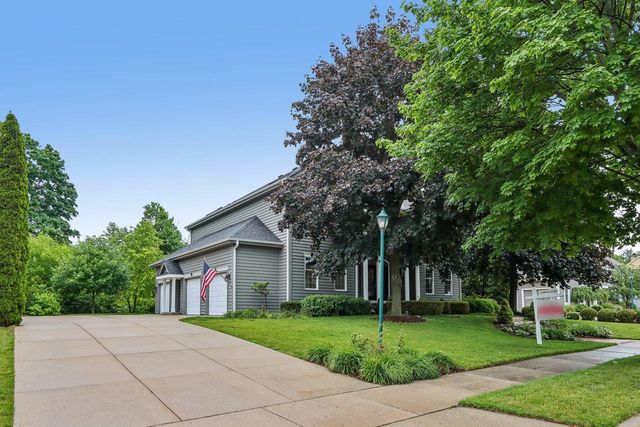1299 Creekside LANE, Grafton, WI 53024