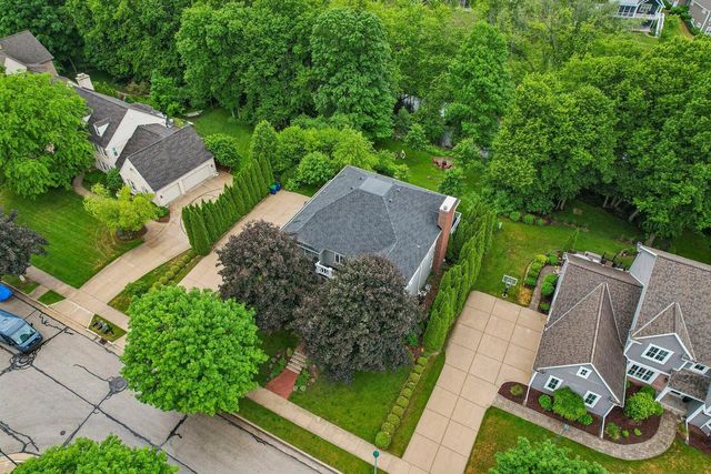 1299 Creekside LANE, Grafton, WI 53024