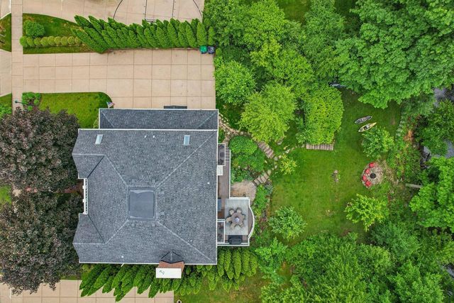 1299 Creekside LANE, Grafton, WI 53024