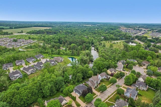 1299 Creekside LANE, Grafton, WI 53024