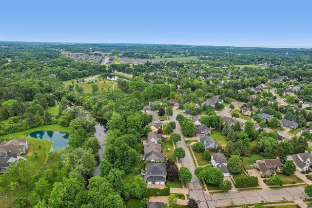 1299 Creekside LANE, Grafton, WI 53024