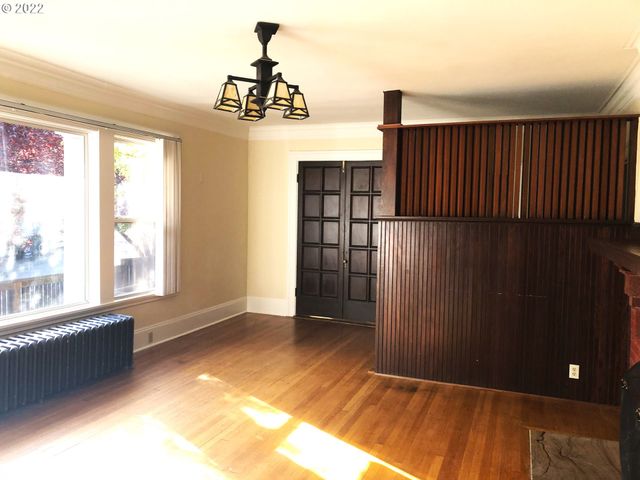 2047 Sw 10TH Ave, Portland, OR 97201