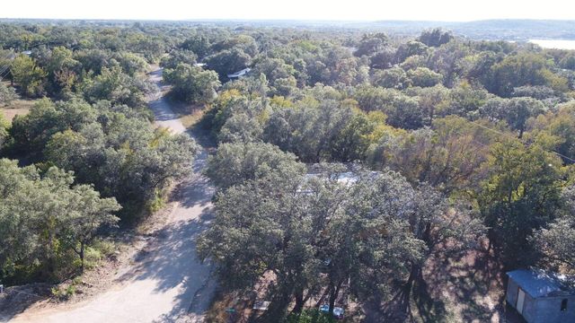 6908 Clover Leaf Drive, Brownwood, TX 76801